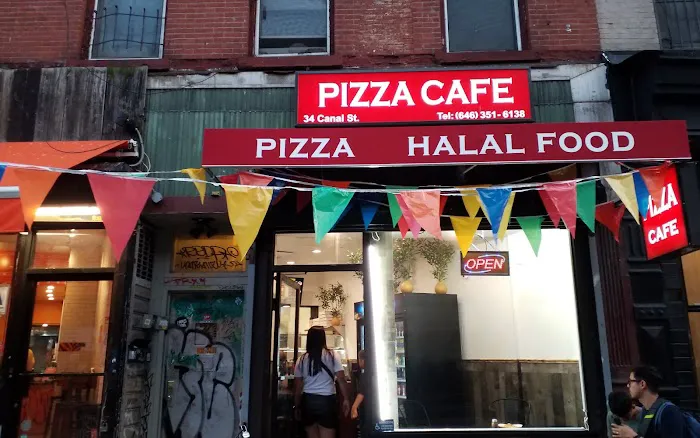 Pizza cafe 34 canal st Picture 7
