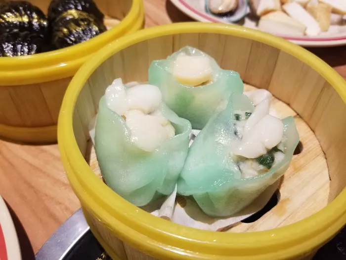 Easy Joy Dim Sum & AYCE Hot Pot 意中人点心和自助火锅 Picture 1