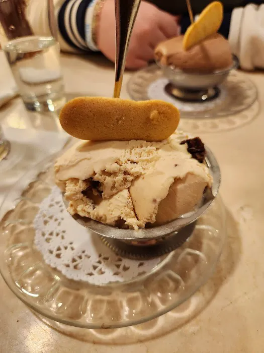 Ferrara Bakery & Cafe Picture 4