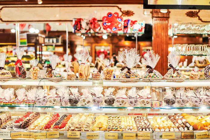 Ferrara Bakery & Cafe Picture 9