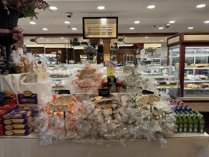 Ferrara Bakery & Cafe Picture 2