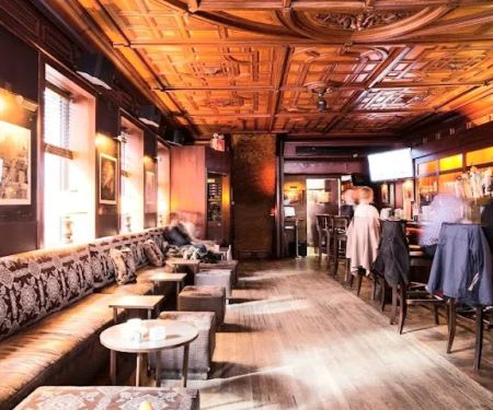Onieal's Grand Street | Restaurant & Bar