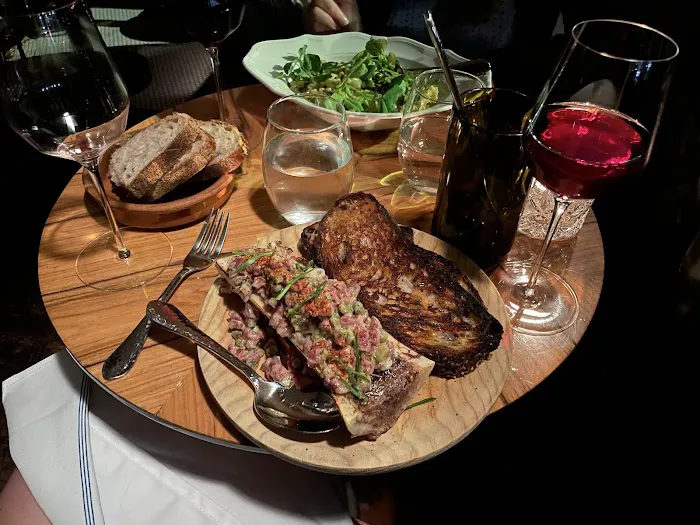 La Compagnie, Centre Street Picture 9