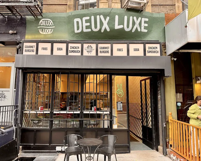 Deux Luxe Picture 10
