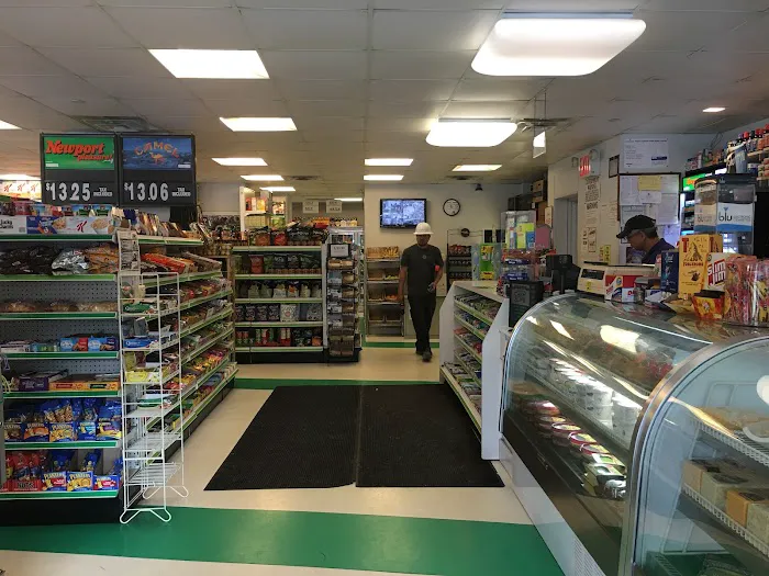 Taasha Deli Picture 5