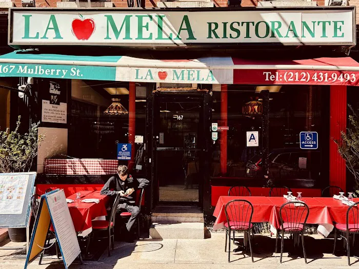 La Mela Picture 8