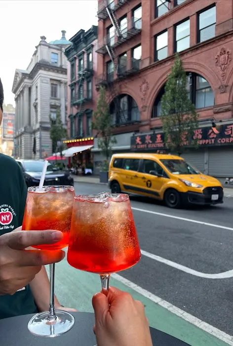 Salud SoHo Picture 2