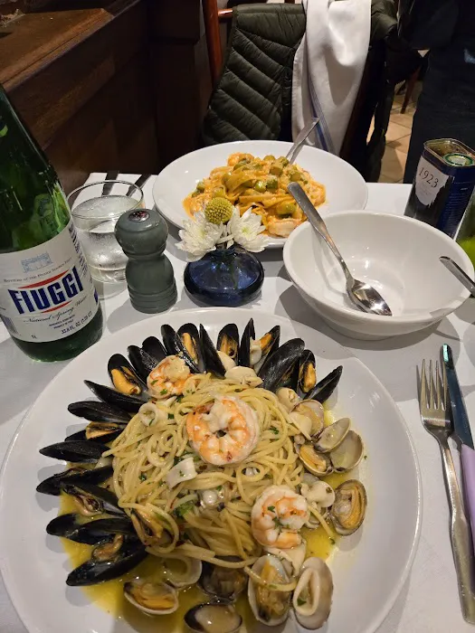 Italian Food Center Picture 2