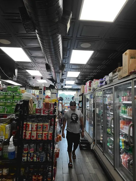Stop 1 Deli Picture 6