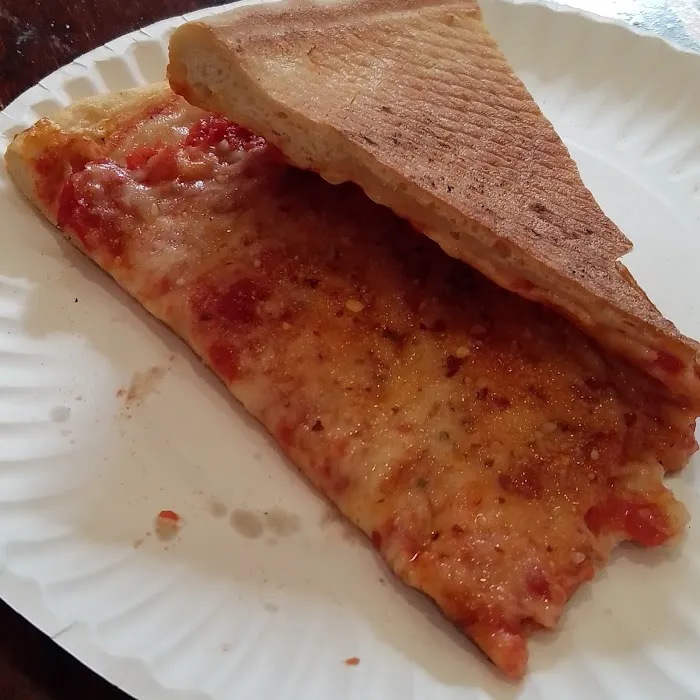 Madison Street Pizza Picture 4