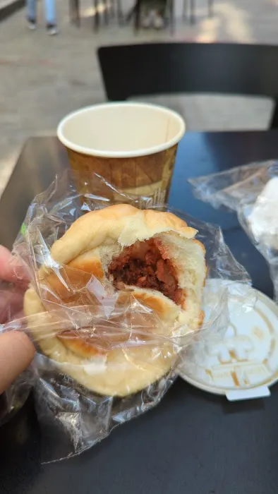 Yue Lai Bakery Picture 1