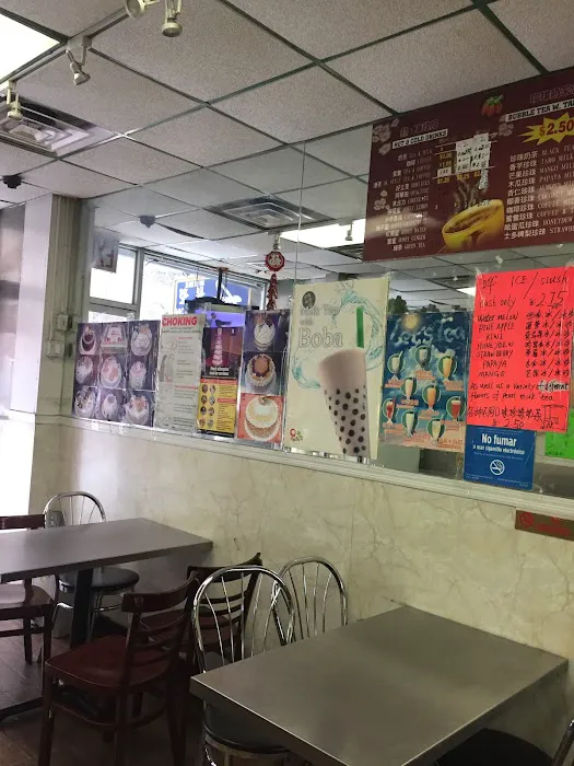 Yue Lai Bakery Picture 5