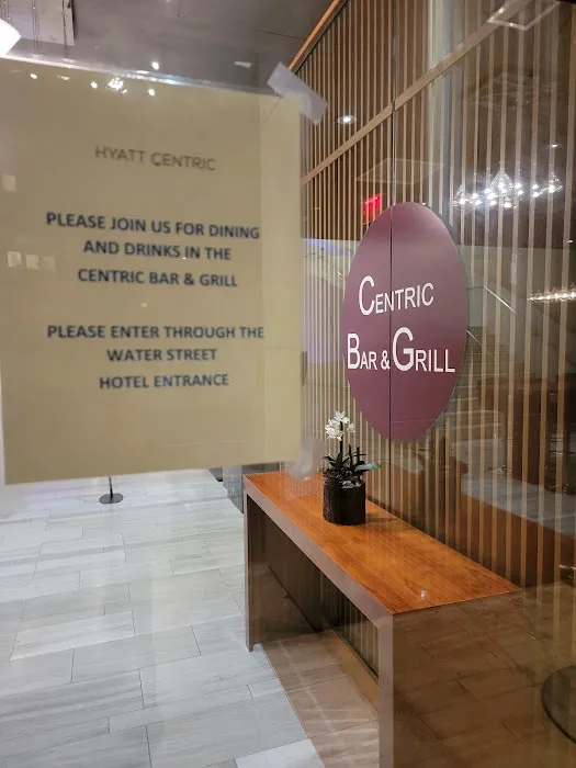Centric Bar & Grill Picture 1