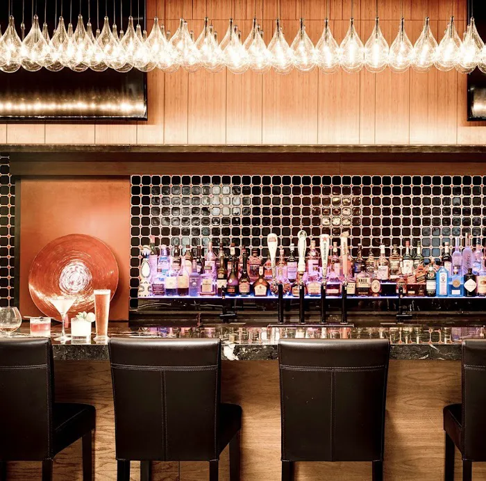 Centric Bar & Grill Picture 9