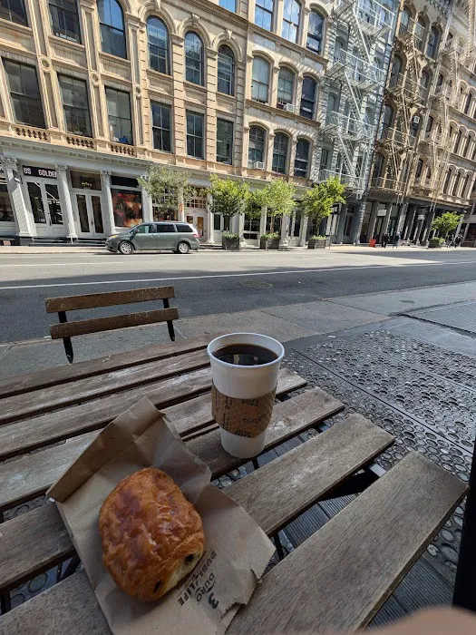 Ademi Coffee and Tea Picture 4