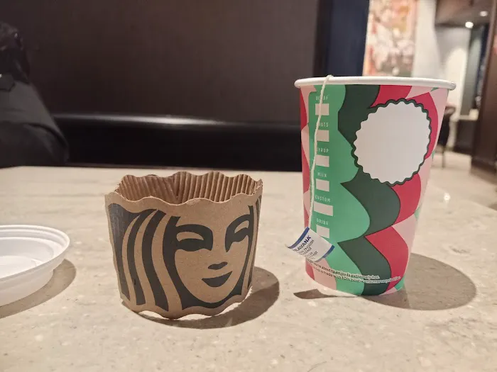 Starbucks Picture 5