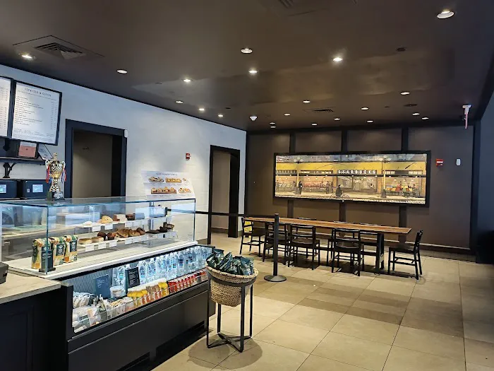 Starbucks Picture 3