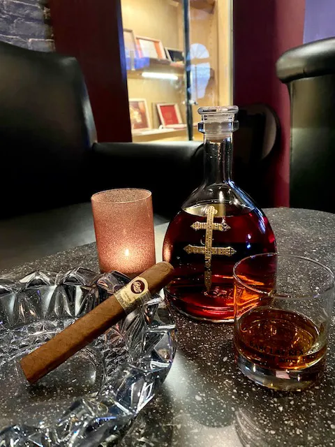 Rex NY Cigar Club Picture 6