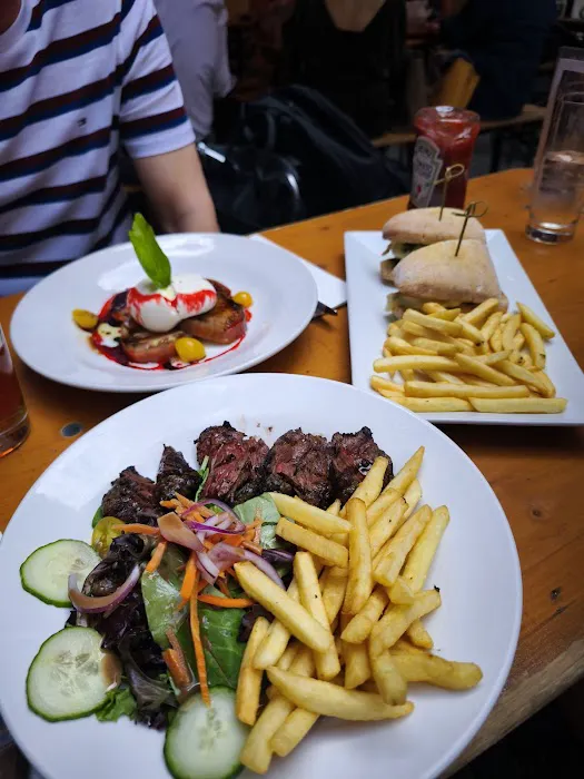 Stone Street Tavern Picture 5