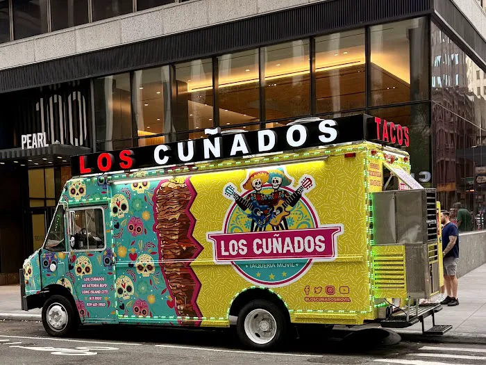 Los Cuñados Taqueria Movil Picture 3