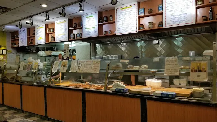 Trader Express Deli Picture 6