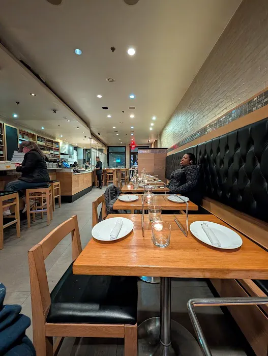 Adrienne's Pizzabar Picture 4