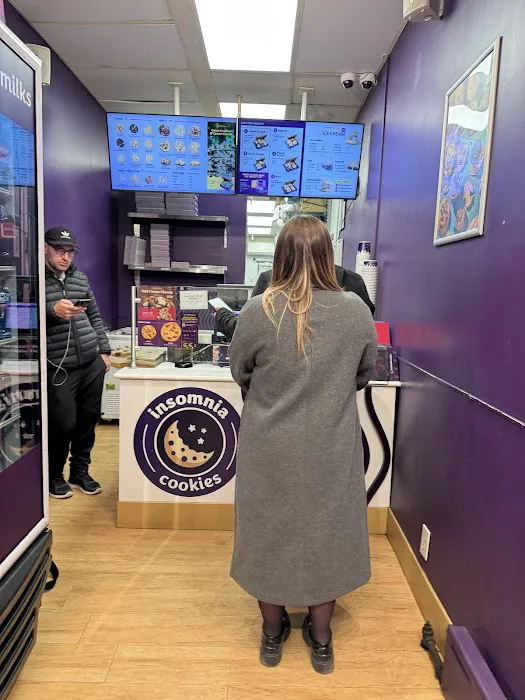 Insomnia Cookies Picture 3
