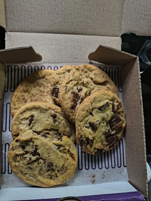 Insomnia Cookies Picture 2
