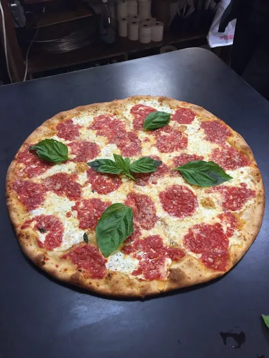 Justino's Pizza Picture 7