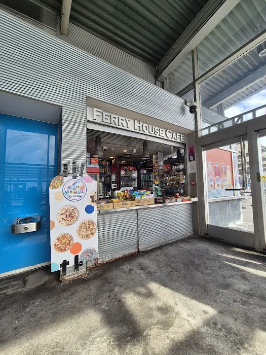 Ferry House Cafe Picture 2