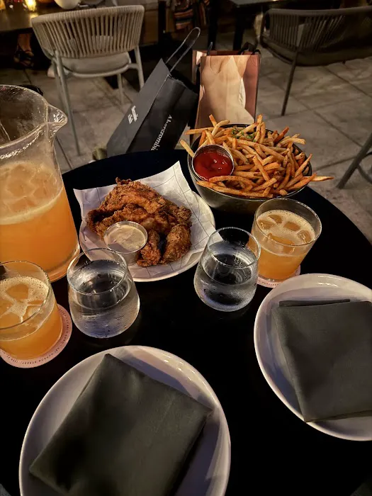 ART SoHo - Soho Rooftop Bars, NYC (Arlo Soho) Picture 6