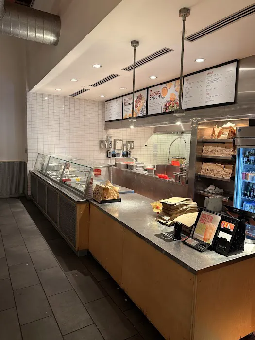 Chipotle Mexican Grill Picture 1