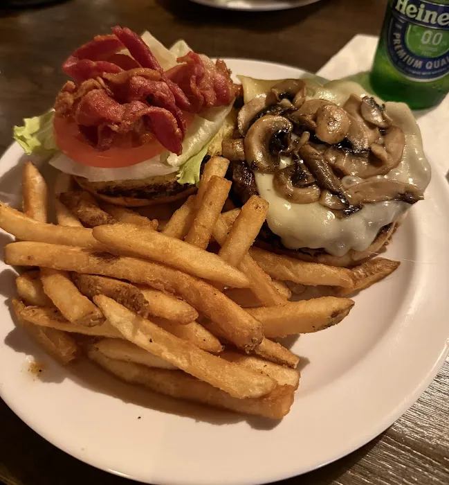 White Horse Tavern - Financial District Picture 7
