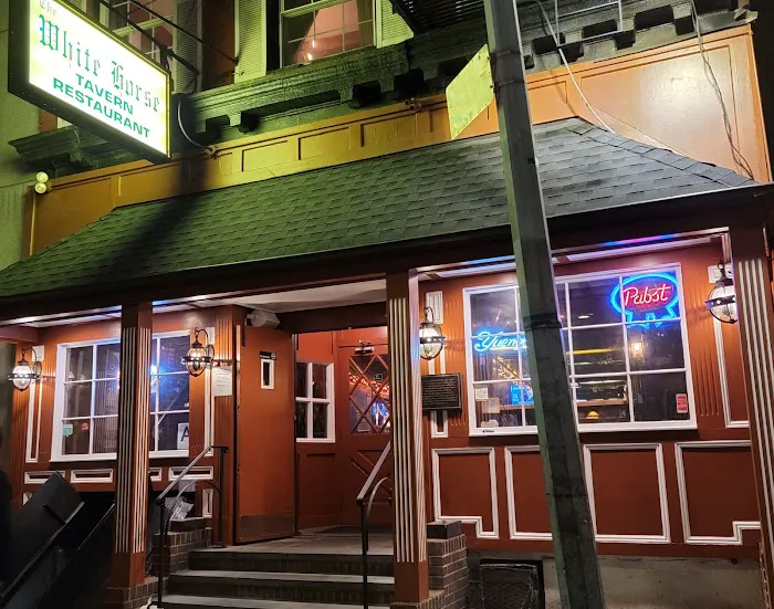 White Horse Tavern - Financial District Picture 5