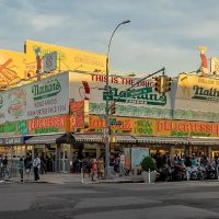 Nathan's Famous ico
