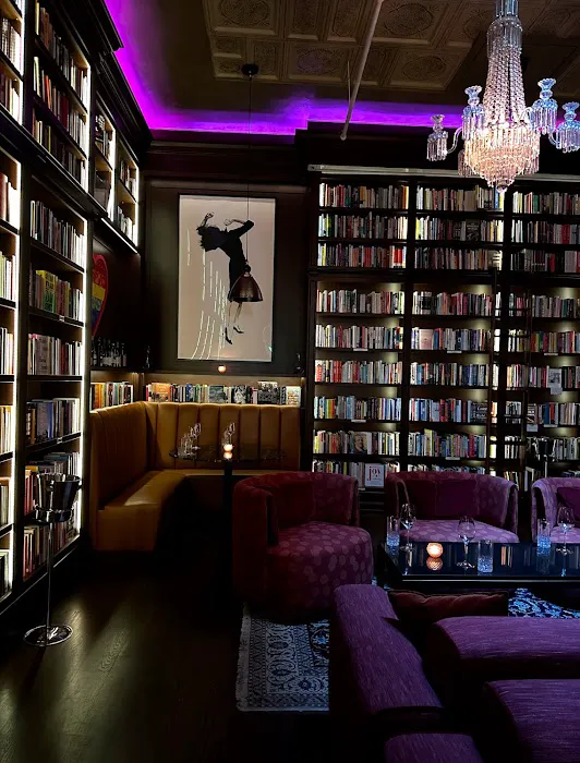 Bibliotheque Picture 6