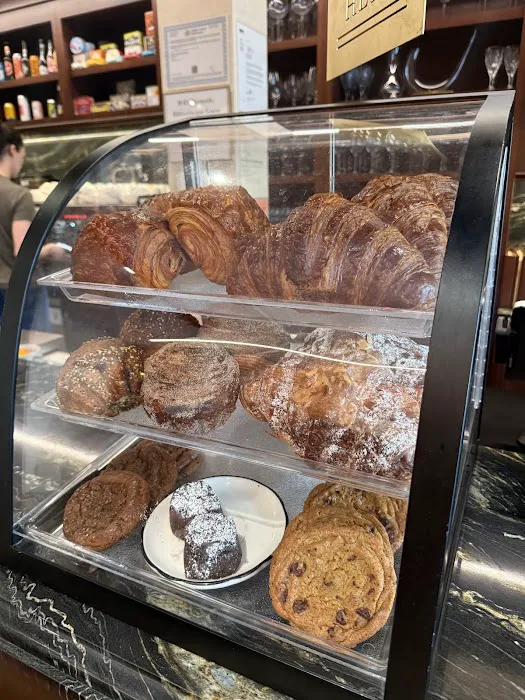 Bibliotheque Picture 8