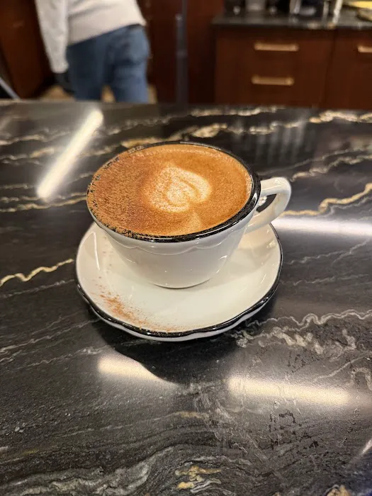 Bibliotheque Picture 10