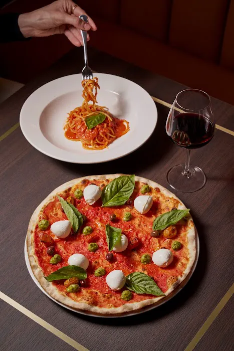 Crazy Pizza Picture 9