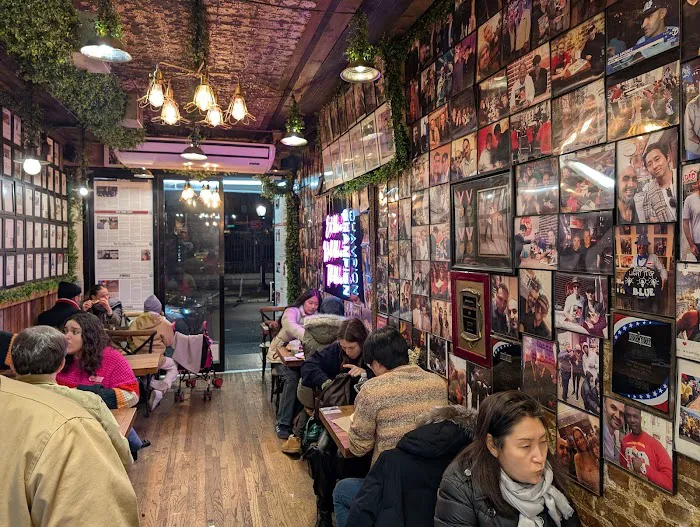 Champion Pizza - Soho Picture 9