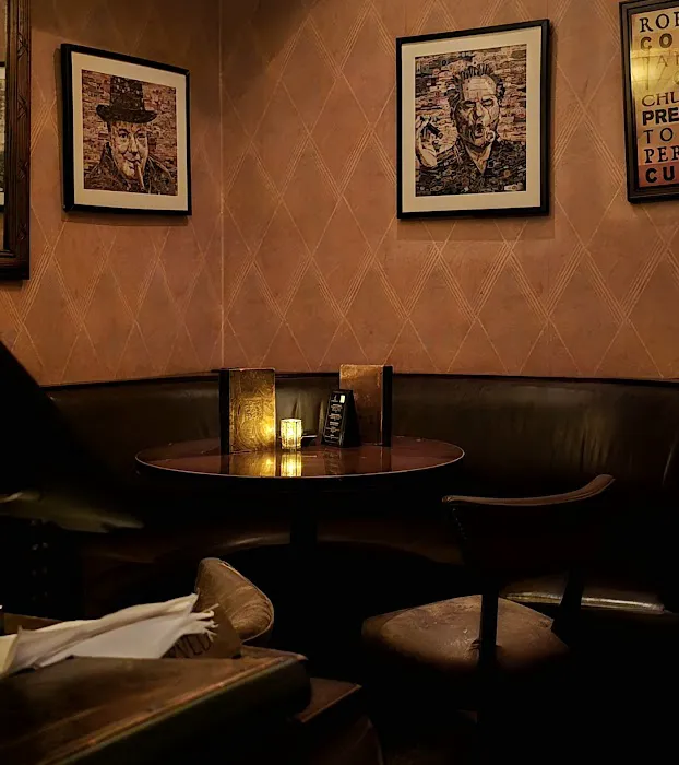 SoHo Cigar Bar Picture 7