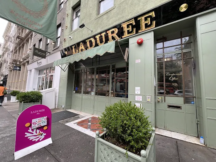 Ladurée Picture 6