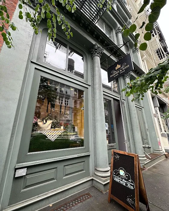 Harney & Sons SoHo Picture 4