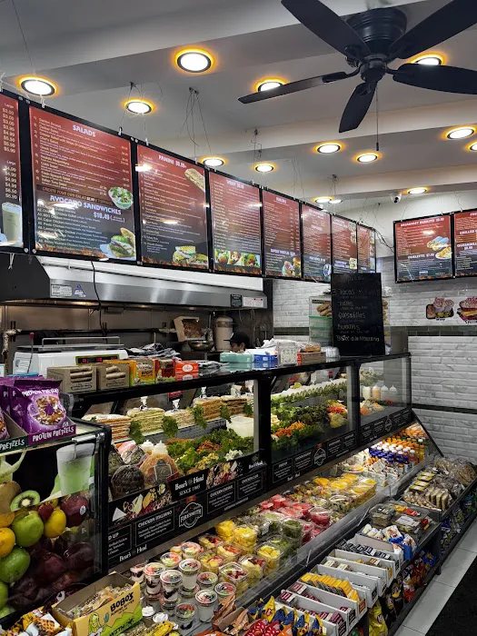 Nolita Luxe Deli Picture 5