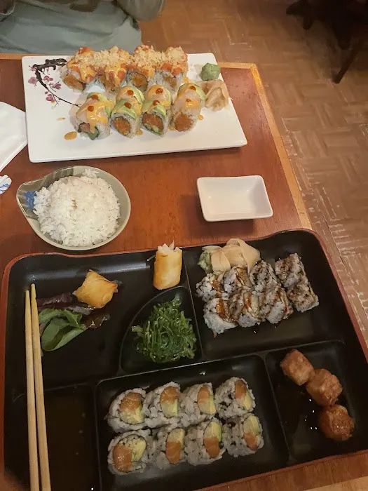 Quan Sushi Grill Picture 2