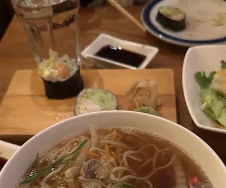 Quan Sushi Grill