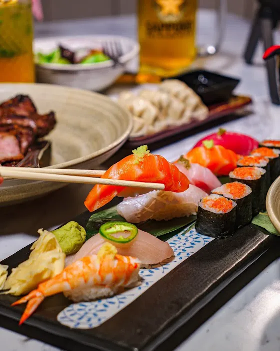 Zutto Japanese Ramen Sushi Bar Picture 4