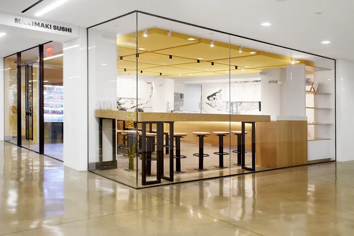 MakiMaki Sushi - 1 NY Plaza Picture 10