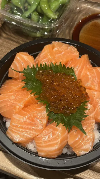 MakiMaki Sushi - 1 NY Plaza Picture 3