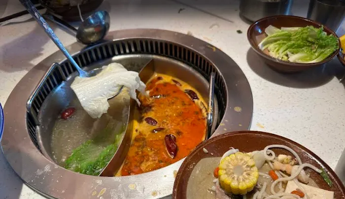 ER HOT POT - Battery Park Picture 6
